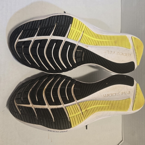 Men running shoes - Picture 2 of 6